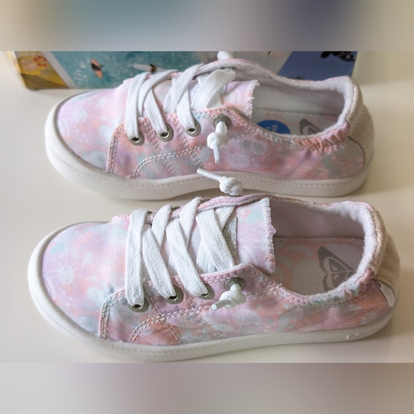 ROXY, Kids' Bayshore Plus LX Slip On Sneaker, Lavender Multi, Size 12 - Picture 3 of 9